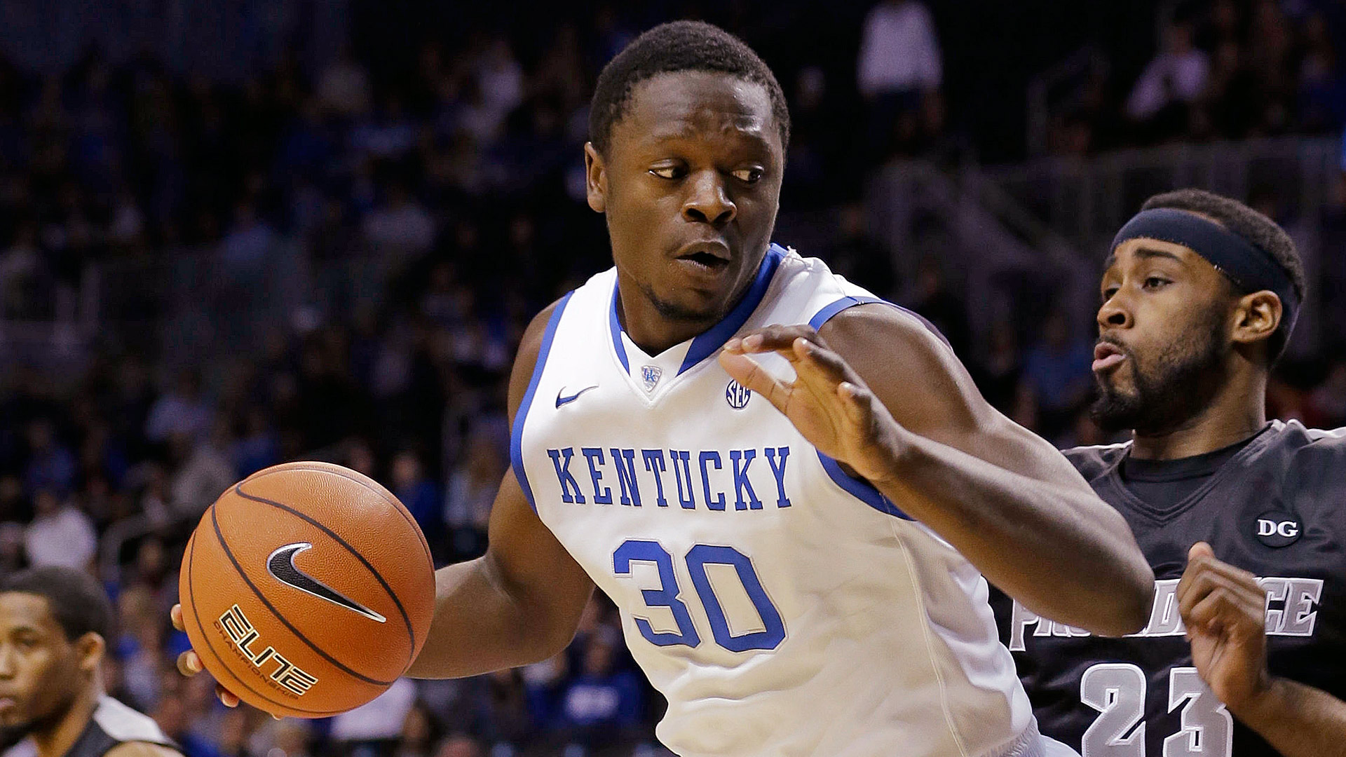 Julius-Randle-121013-AP-FTR.jpg